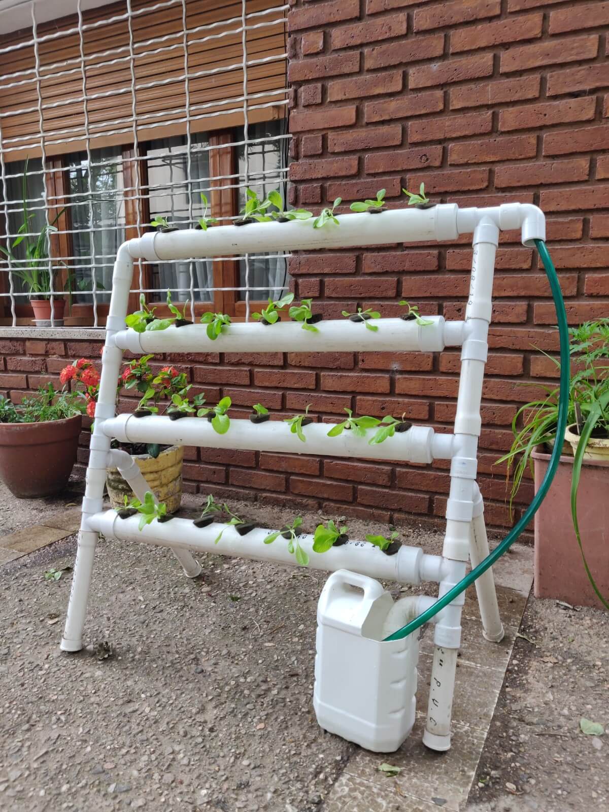 Hidroponia Kit 28 plantas - Sistema de hidroponia de fácil instalación